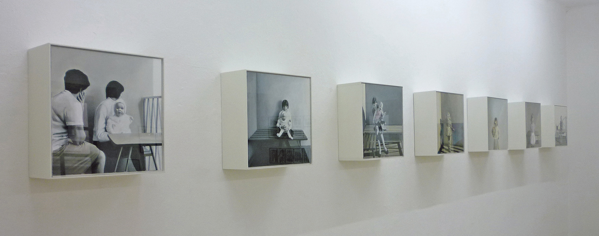 edith_stauber_foto_edith stauber Die „rein private“ Bildserie Am Balkon von Edith Stauber. Acryl auf Leinwand, 2016/17. Foto Edith Stauber