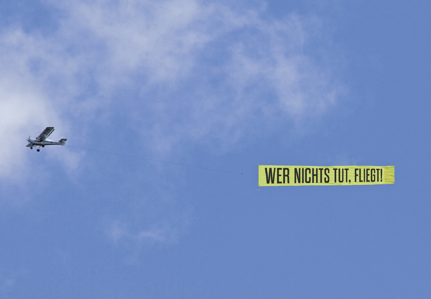 4_BernadetteHuber_Wer_nichts_tut_fliegt_2015 Wer nichts tut, fliegt nicht nur in Urlaub. Foto Bernadette Huber
