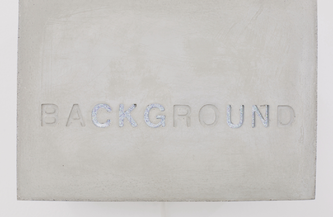 B_FAVOURITE______Background_01 Background, 2019: Beton, Stahl, LCD Display, Bildrauschen. Foto Bernd Oppl