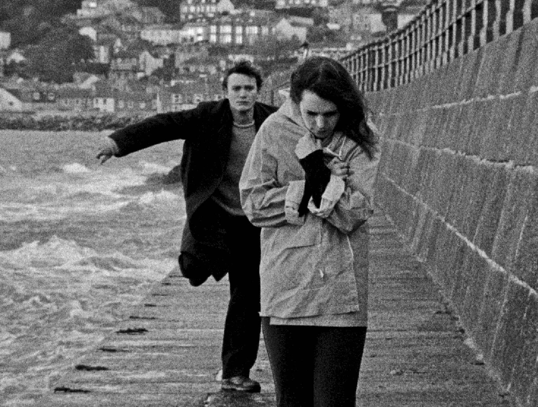 CE20-SP-Hard__Cracked_the_Wind-2 Ins Filmmuseum verschobenes Spotlight MARK JENKIN: Filmstill aus Hard, Cracked the Wind (GB, 2019) Bild Early Day Films