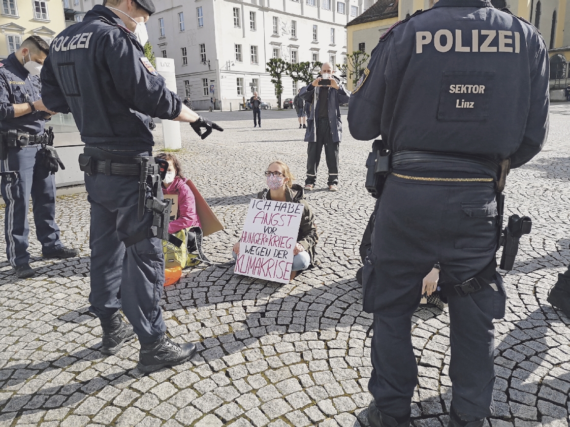 IMG_20210517_173428 Extinction Rebellion: Rebellion der Tropfen, Linz. Foto Extinction Rebellion Österreich