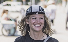 Jana-Port-Credit_Adventure Bike Racing Jana Kesenheimer. Fotos Adventure Bike Racing