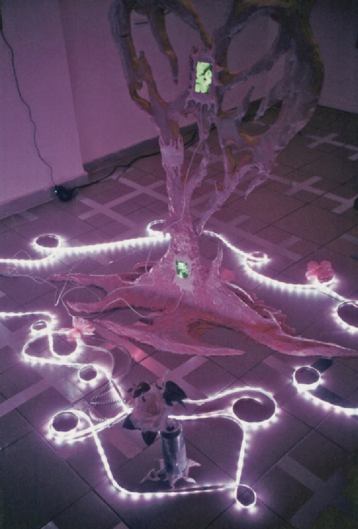 Installation von Hannah Neckel - copyright Sara Piñeros__ In der Edition: Installation von Hannah Neckel. Foto Sara Piñeros