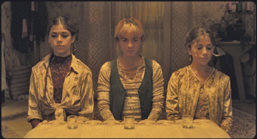 tria7_orig Der Mahsa Jina Amini Award ging an Tria. Filmstills Tria, Giulia Grandinetti, 2022