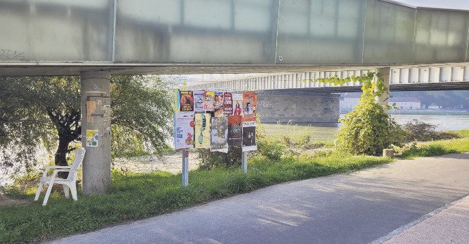 2_Donaurampe_plakatierfl Hier die Fläche an der Donaulände bei der Stadtwerkstatt (Rampe Donauweg). Foto Die Referentin